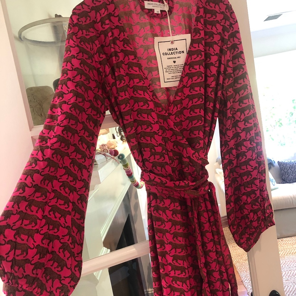 *SOLD**NWT Emerson Fry PINK WALKING CHEETA